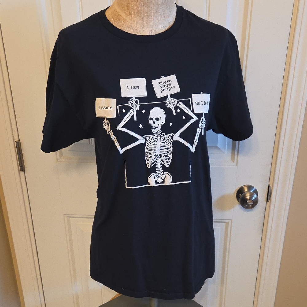 Black Skeleton Introvert Tshirt - Picture 2 of 6